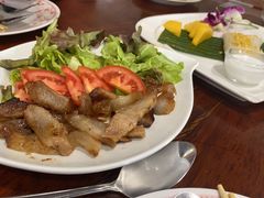 -Dang restaurant (patong phuket)