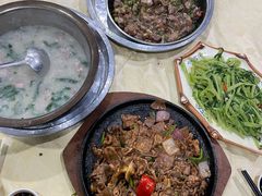 -标记美食新鲜猪杂(兴南大道店)