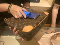 -LV路易威登(贵和购物中心店)