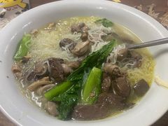 鸡杂汤粉-三妹老屋新鲜焗盐鸡