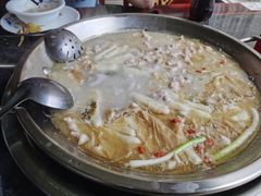 -老来福·非遗酸汤兔(凯旋路店)
