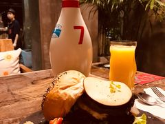 -HIGH FIVE哈福手工汉堡(桂林路店)