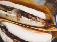 腊汁肉夹膜-大嘻咹biangbiang面(历史博物馆店)