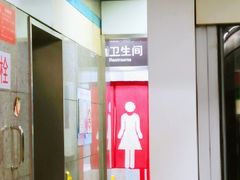 -陆家浜路(地铁站)