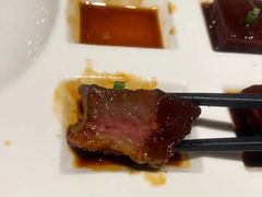 红烧牛头方-巴扎美食·新疆菜·西域歌舞表演餐厅(新疆大厦店)