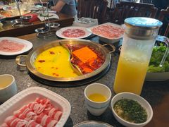 -小天鹅火锅·一线江景洪鼎旗舰店(洪崖洞店)