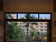 -亚龙湾喜来登·美景台大堂吧