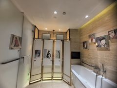 -上海衡山路十二号华邑酒店