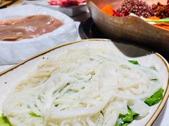 -墨居上隐·院子里火锅(峨眉店)