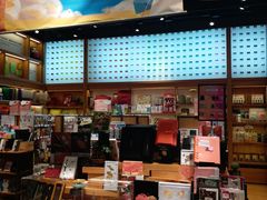 -百新书局(尚悦湾店)