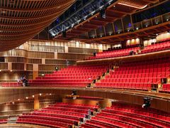 -交通银行前滩31演艺中心