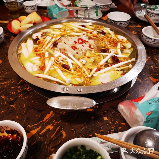 邹记云南天麻火腿鸡(簇桥店)