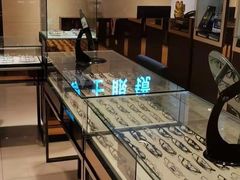 -博士眼镜(东莞东湖花园店)