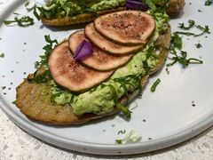 无花果手撕鸡肉tapas-Toris(LuOne凯德晶萃广场店)