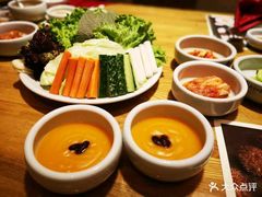 -萨拉伯尔水源素问店·韩国宫廷料理(人民路店)