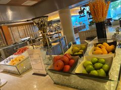 -东西风牛排馆周末烧烤自助(首都机场希尔顿店)