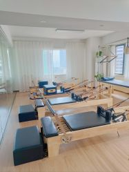 -馨媛瑜伽普拉提