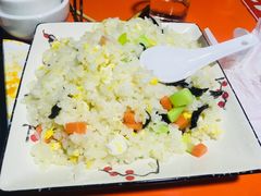 扬州炒饭-胖太太四川麻辣排骨串(镇江路分店)