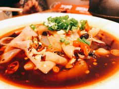 -自贡盐帮菜·玩辣餐厅(樱花园西街店)