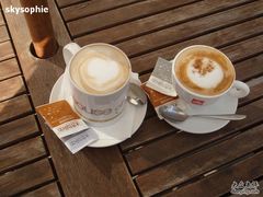 摩卡“泡”卡布基诺-榖屋house of flour(张江首店)