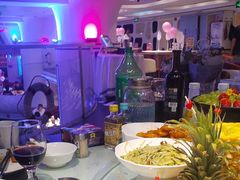-巴特餐饮6加1音乐餐吧·新疆菜