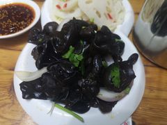 -杨记清芳牛肉拉面(京广路店)