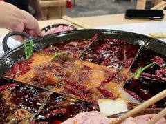 -正贰捌经重庆老火锅(建设路店)