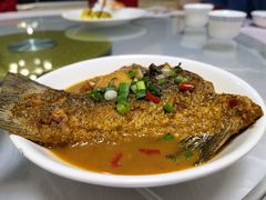 -天乐农家鱼头王(天目湖店)