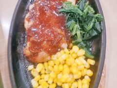 黑椒铁板鸡排-萨莉亚意式餐厅(特力时尚汇店)