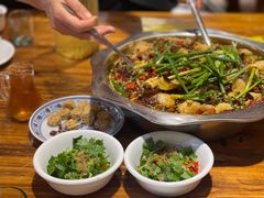 -乡土特色.冷锅鱼.牦牛肉汤锅