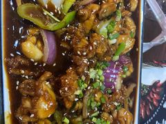 -虾弄弄海派小龙虾·牛羊蝎子火锅