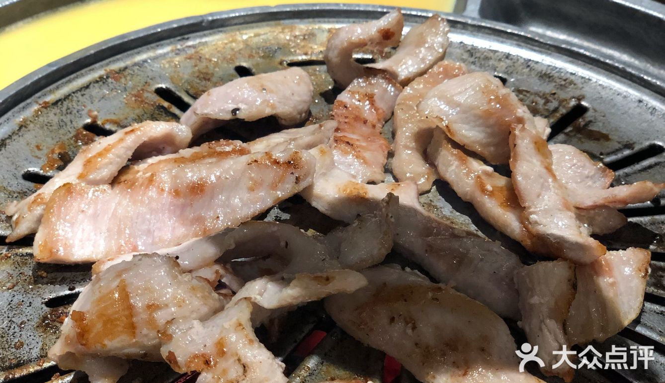 狼吞虎咽超满足