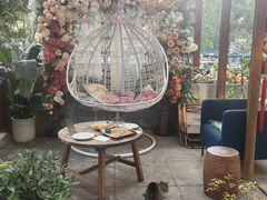 -谷咖啡·鲜花绿植花园餐厅
