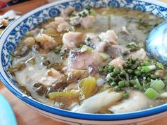 -美顺香食府鱼头老店(雪野湖店)