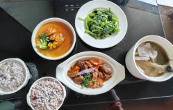 -臻康乃馨月子中心(凯宾斯基店)