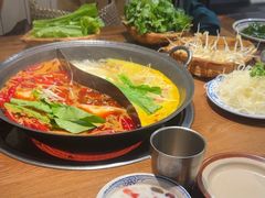 -巴卤社老火锅(财富店)