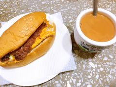 咸芝士牛肉猪仔包-华嫂冰室(湾仔店)