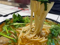 -肥汁米蘭香港米线(长宁来福士店)