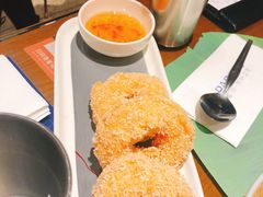 炸虾饼配泰国梅子酱-帕蓝·暹罗料理(大学路店)
