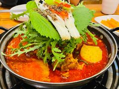 -喇喇排骨火锅·传统韩式脊骨汤(望京西园总店)
