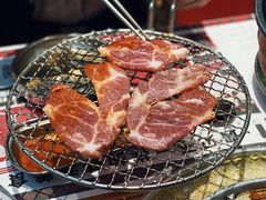 -青瓦炭韩潮烤肉(花园道店)