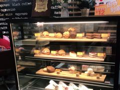 面包甜点陈列柜-麦当劳(西单明珠店)