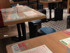 -肥汁米蘭香港米线(定西路店)