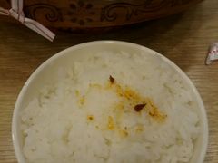 -愉肴麻辣香锅(中山路店)