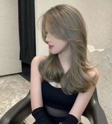 -安蒂护肤造型