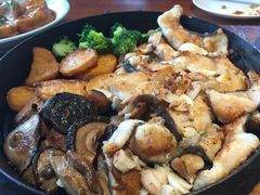 素颜烤鱼-院落创意菜