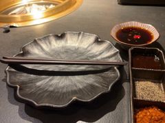 -铭牛烧肉·和牛海鲜自助(高新月牙湖店)