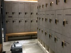 -威克健身游泳(万菱汇店)