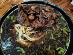 -小龙大肉面馆