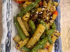 -维吾尔餐厅(宜山路店)